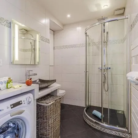 Joffre 9 - Near Massena Square - Terrace Apartment Nice